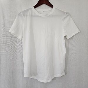 Lululemon Short Sleeve T-Shirt in White Women's Size 6